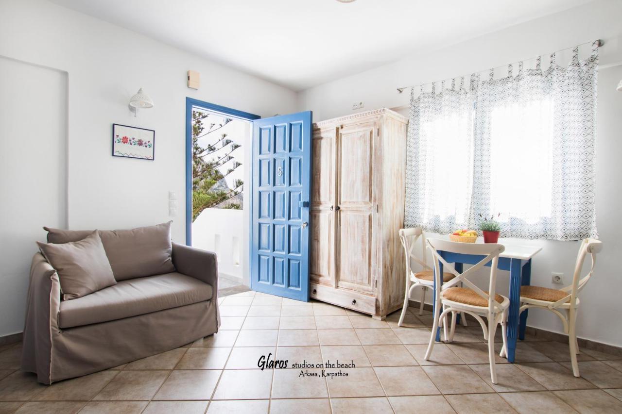 דירות ארקסה Glaros Luxury Studio On The Beach מראה חיצוני תמונה